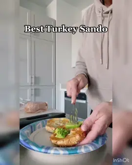 #fyp #whatieatinaday #healthy #healthyrecipes #healthylifestyle #lunchideas #turkeysandwich #sammypur