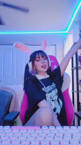 #miku shirt from @goodbyebread
