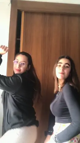 Façam está dança q inventamos @amaistarla ❤️ Se fizerem indentifiquem me 🥺 #fyp #foryoupage #paravocê #fy #girls #bestie