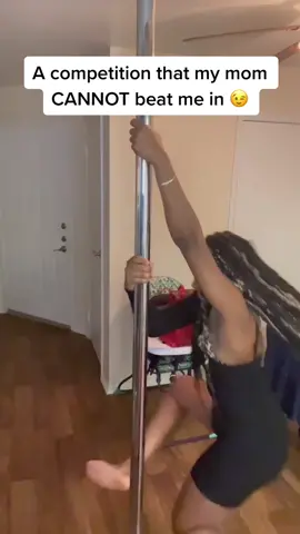Let me see you do THIS mama 😝#naturescereal #SabiasQue #motherdaughterduo #competition #polefitness