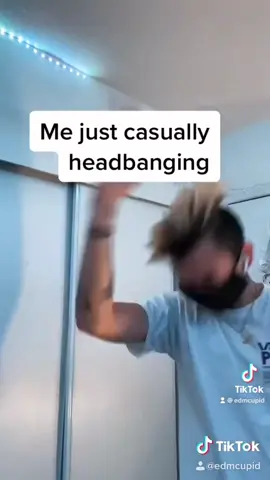 Oldie but I love. Anyone else have this problem? #edm #edmtiktok #ravetok #plur #headbanger #xyzbca