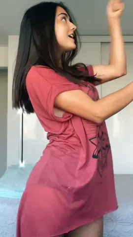 pero eres mala🤫🤫🤫 #trend #fyp (etiqueten a la persona que creo este baile🥺)