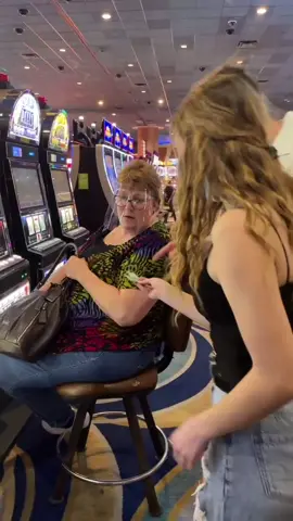 Didn’t see that ending coming 👮🏼‍♂️ #QuickerPickerRapper #casino #lucky