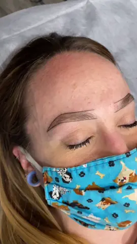 #microblading #cosmetictattoo #cosmetictattooartist #ombrebrows #combinationbrows #browartist #brows #eyebrows #eyebrowshaping #permanentmakeup