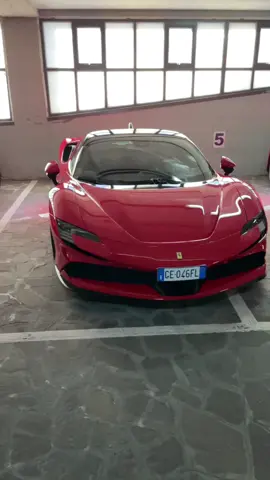 #ferrari #sf90 #f8 #lambo #huracane
