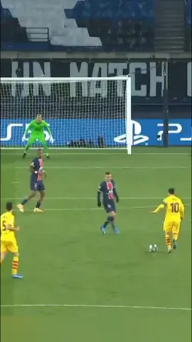 Messi Incredible Long Range Goal Champion League #messi #fyp #Soccer #football