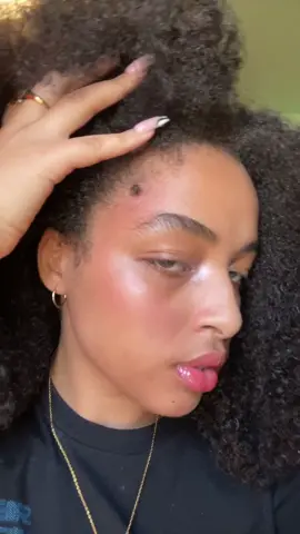 she’s showing off 🤧 #OverShareInYourUnderwear #springmakeup #skincaretiktok #fyp