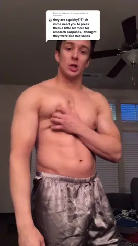 Reply to @bakugo_d_cupjuicytitties Thank you for coming to my Ted Talk spoken in Himbonian. #himbo #pecs #Fitness #squish #tiddies