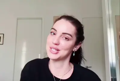 Adelaide talking about her favorite lady. 👑 #reign #adelaidekane #maryqueenofscots #qanda #foryou #youtube