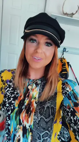 Be confident!! 🖤 you’re all beautiful!
