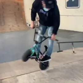 Riding with style. Big tricks on the mini bikes #fatboyminibmx #bmxlife #YesDayChallenge #bmxfamily #minibmx #ridebikes