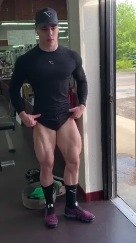 #fyp #legday #Fitness #foryou