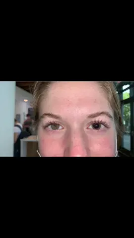 👁👁