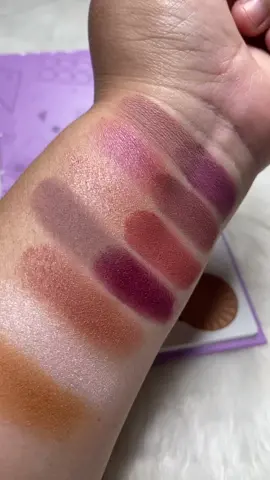 So in love with the new @ofracosmetics x @bysamanthamarch collection. It’s the purples for me😉💜 #makeuplaunch #swatches
