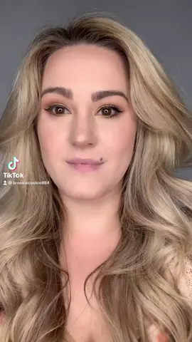 #eyeslipsface #zeroretouchrevolution #5dlash @makeuprevolution #productreview #makeuptips #makeuptok #MomsofTikTok #makeup #RayBanElevatorDance