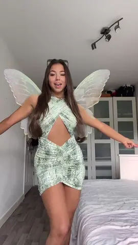 I want wings now :(