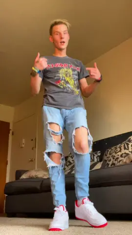Here comes the “go mayonnaise packet go “ comments #ColorCustomizer #xyzbca #fyp #viral #dance #PlantersTrickShot