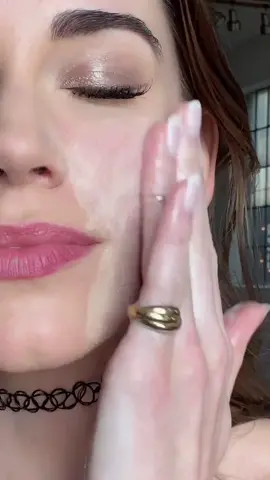 @philosophy launched two new twists on the iconic classic purity made simple cleanser! goji berry and charcoal now at Ulta! #partner #puritymadesimple