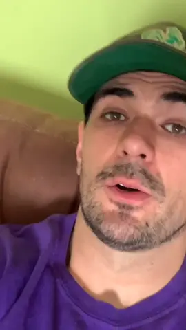 Muy protegido iba! 😅#storytime #comedia  #humor  #elandrewww