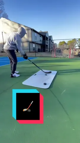 🏒🥅🚨 @playtruehockey @hockeyshot.com #hockey #outdoorhockey #shootingpucks #projectxstick #hockeyshot #hockeytiktoks