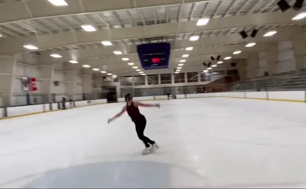 If you asked me yesterday if I could do a Russian split I’d probably laugh...🤣 #RayBanElevatorDance #PlantersTrickShot #russiansplit #figureskating