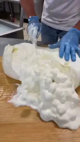 Every cheese lover's dream come true. 🧀 Buffalo mozzarella at Caseificio Disanto, Italy ❤️ #cheese #mozzarella #food #foodporn