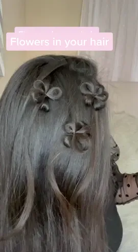 🌸 #easterhairstyle #springhairstyleideas #springisinthehair #cutehairstyletutorial #simplehairstylegirl #quickhairstyletutorial