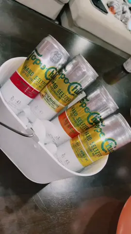 #topochicohardselterz #FreeFreeDance #seltzer #drinking