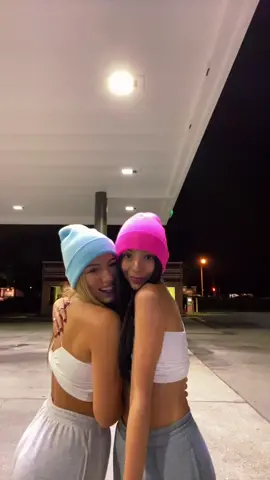 your gas station babes @luzmarnh