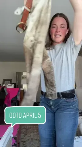 MAJOR CHAOS this morning 😂 farmers have Monday struggles too #farmer #farmtok #OOTD #grwm #fyp #farmlife #dogs