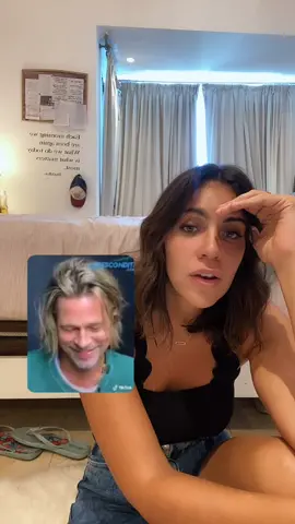 Contándole a mi amigo Brad de mis problemas amoristicosssss