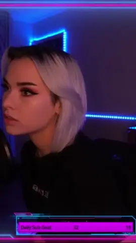Just give me a break... #twitch #streamer #egirl #AirpodsJUMP #fyp #fypシ #belledelpine #nyyxxii #viral #cosplay #nimbo #fails #uwu @nyyxxii_