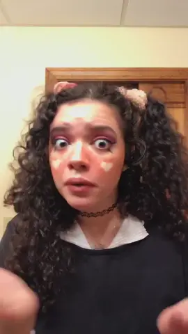 #POV: you’re hiding in my bathroom cabinet to insult me / aka throwing it back w a quarantine draft🤭 #fyp #egirlmakeup #quarantine