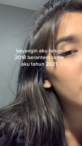 tolong itu 2018 blm lewatin banyak masalah idup🥺