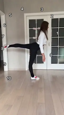 Небольшая разминочка🙃 #спорт #отсчет #гимнастика #растяжка