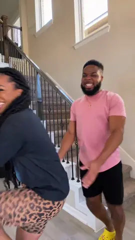 he’s so silly, i wish y’all could’ve heard him 🤣💛 dc: @savage_luvv87 (YT: X & Nae) #fyp #couples #viral #goals