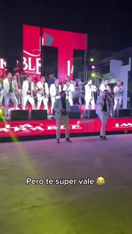 Como cuando te dicen que no puedes hacer fiesta en tu colonia ... 😂 #fyp #viral #foryou