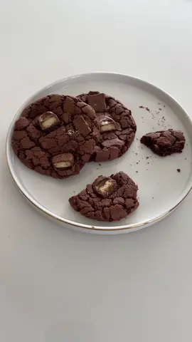 Tu parles de qui la ?! T’es cookies 🤣🤣🤣