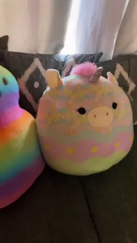 Lazy Saturdays are good for you take a break 🐝💕💕 #lazysaturday #lazysaturdayvibes #mentalhealthmatters #takeabreak #squishmallows #lazygamer