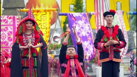 Vũ điệu trên mây .Tái hiện lại đám cưới người Dao đỏ Sapa
