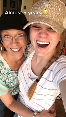 Almost been 5 years and I hasn’t gotten easier. #cancersucks🎗missingyou #cancersucks