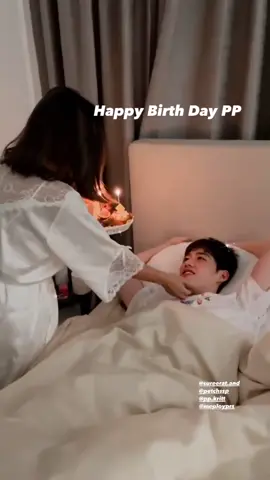 เป็นธรรมเนียมวันเกิดพีพีตื่นมาเป่าเค้กทุกปีน่ารักอบอุ่นมากเป็นเด็กดีของป๊าม๊าและพี่เพชรนะค้าบคนดี🎂🥺#HBDพีพี22ขวบ #ppkritt #พีพีกฤษฏ์