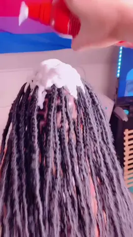 My transitions were ass 😭 but feet length soft locs for the win ✅ #fyp #foryoupage #xyzbca #hair #hairstyles #softlocs #extremelength #feetlength