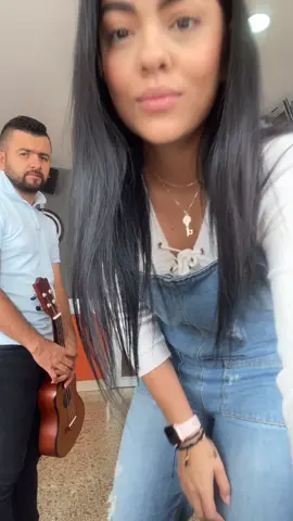 Hoy si no quiso bailar conmigo 🥺🥺🥺@pichingohumorista