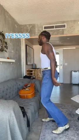 Who wants the dip tutorial?  😂🕺🏿🕺🏿🕺🏿 #dancechallenge #boogie #dallas #Texas #foryou