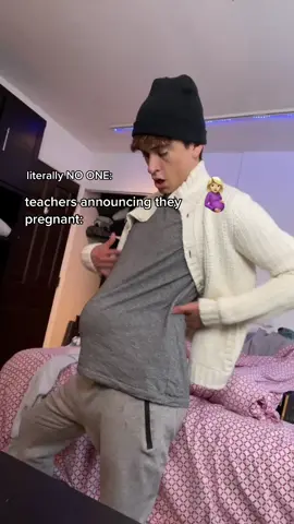 pov: ur 3rd grade teacher announces that she will be leaving bc she got pregnant again 🤰🏼 #foryou #fyp #foryoupage #4u