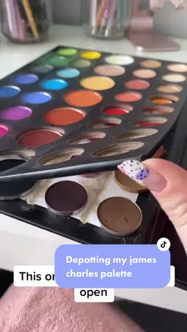 Part two depotting my James Charles palette #jamescharlespalette #morphe #depottingmakeup #depotting #destroyingmakeup