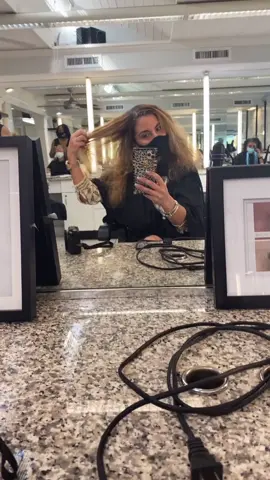 Hair transformation!😉#hair #newhaircut #hairtransformation #beforeandafter#hairday #hairsalon .