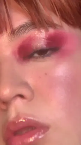 i keep doing messy looks #makeupfyp #foryou #editorialmakeup #maquillajeeditorial #maquillaje