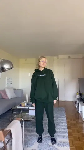 ok so I’m bad at transitions apparently 🤠 #getreadywithme #grwm #styleinspo #amazonfashion #summerstyle #cutestyle #MakeMomEpic